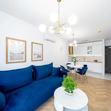 Z Pieknym Tarasem Perlowa Przystan * Kołobrzeg